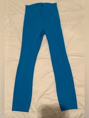 Lululemon InStill High-Rise Crop 23" Size 2